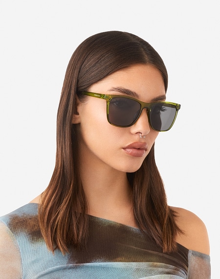 Sunglasses Hawkers WAVE - POLARIZED GREEN DARK