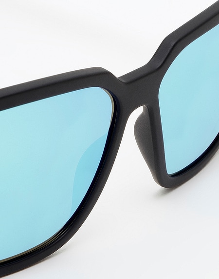 Lentes de sol Hawkers CARBON BLACK - CLEAR BLUE MOTION