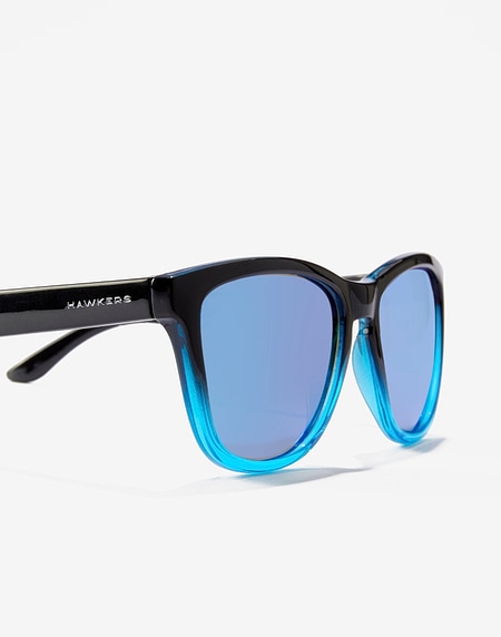 Sunglasses Hawkers ONE - POLARIZED MIRROR CLEAR BLUE