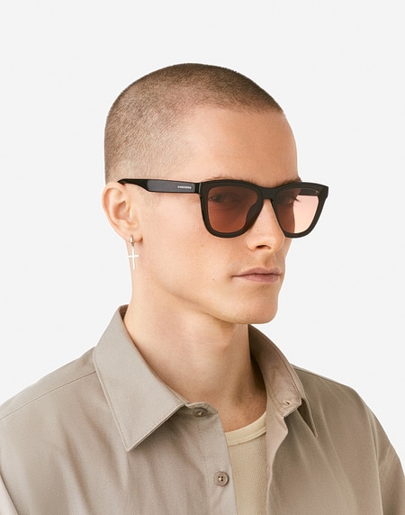 Sunglasses Hawkers DOWNTOWN MAX - BLACK GREY TO PINK