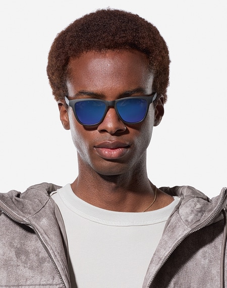 Sunglasses Hawkers ONE XS - POLARIZED GUN METAL GALAXY