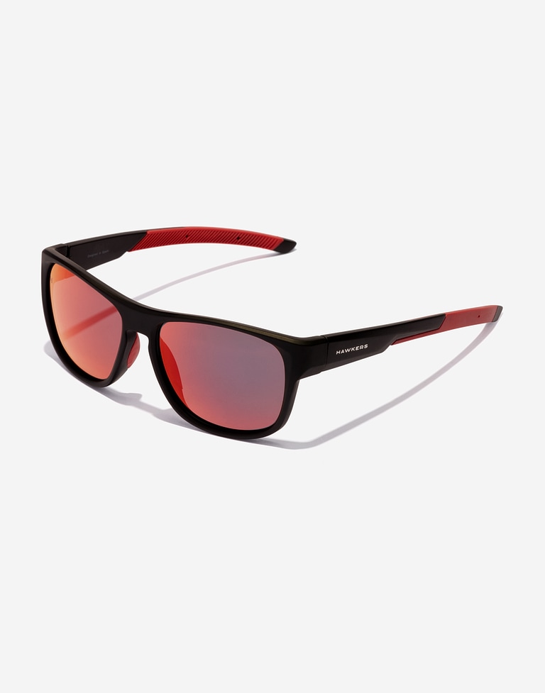 Sunglasses Hawkers GRIP - POLARIZED BLACK RUBY