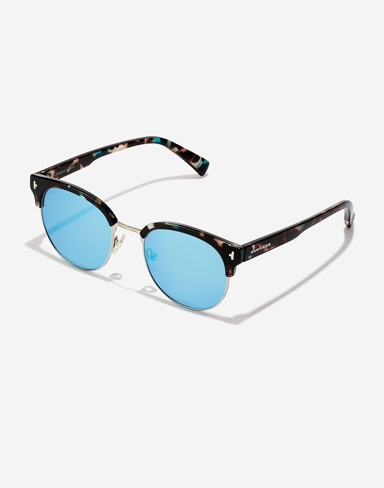 Sunglasses Hawkers NEW CLASSIC ROUNDED - POLARIZED BLUE