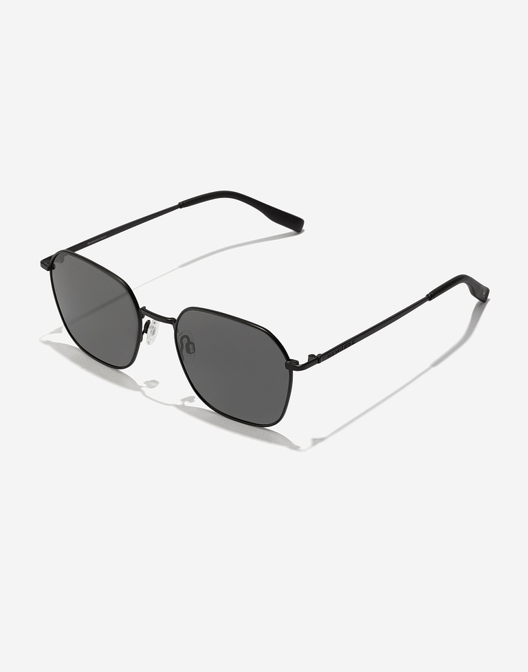 Sunglasses Hawkers RISE - POLARIZED BLACK DARK