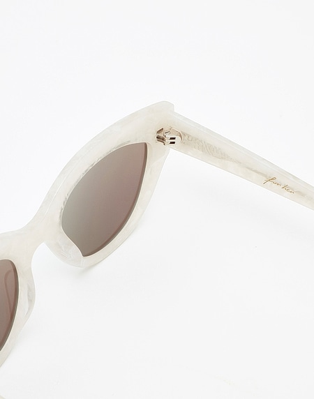 Sunglasses Hawkers WHITE PEARL - CLEAR BLUE HYDE X
