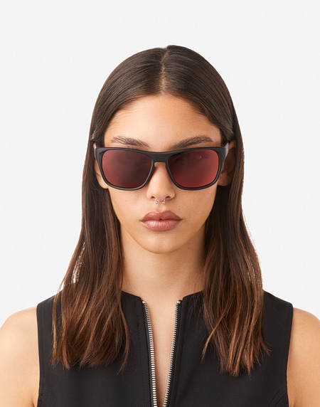 Nos Lunettes de Soleil Hawkers GRIP - POLARIZED BLACK RUBY