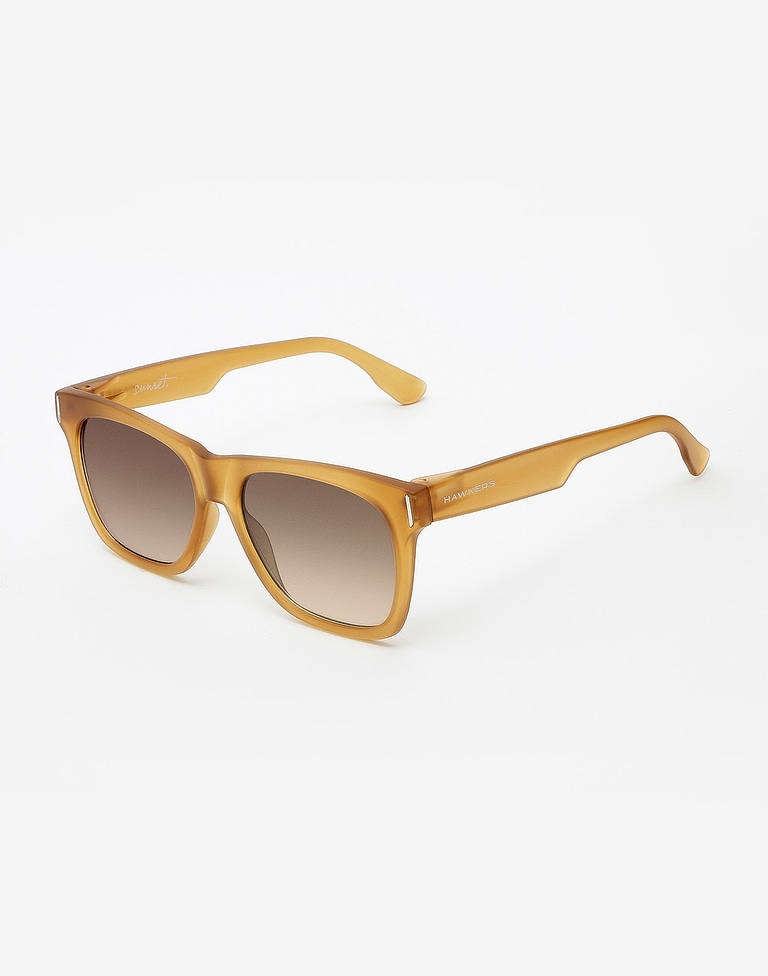 Sunglasses Hawkers FROZEN MUSTARD BROWN GRADIENT SUNSET XL