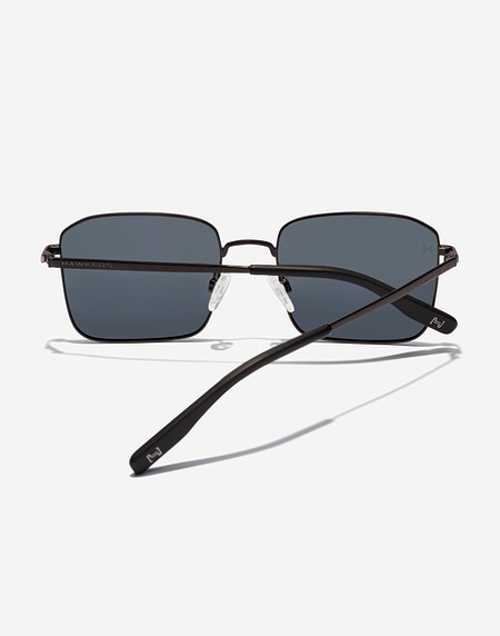 Sunglasses Hawkers IRIS - POLARIZED BLACK DARK