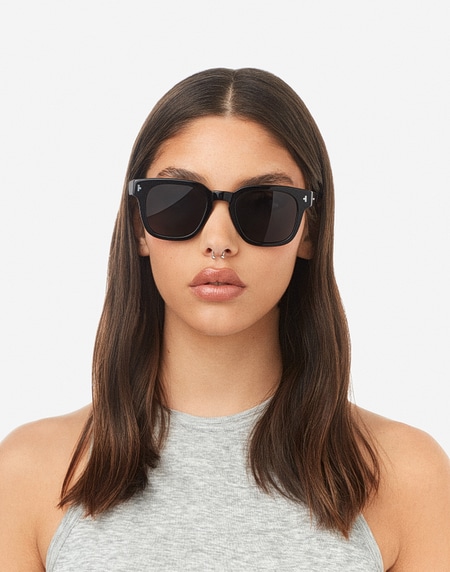 Gafas de sol Hawkers STACK - POLARIZED BLACK DARK