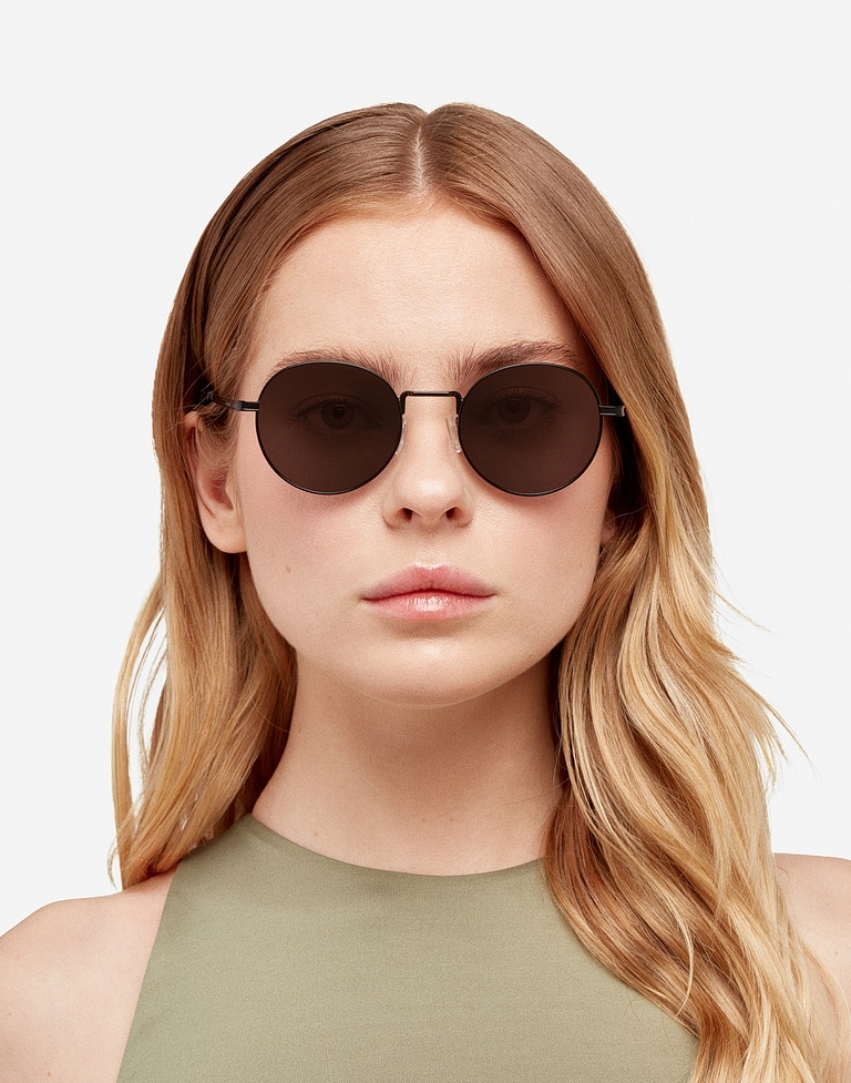 Sunglasses Hawkers MOMA - POLARIZED MATTE BLACK