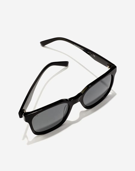 Lentes de sol Hawkers TRIBE - POLARIZED BLACK DARK