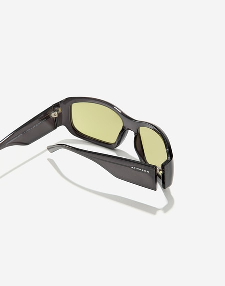 Sunglasses HAWKERS SPHINX - DARK GREY MATCHA