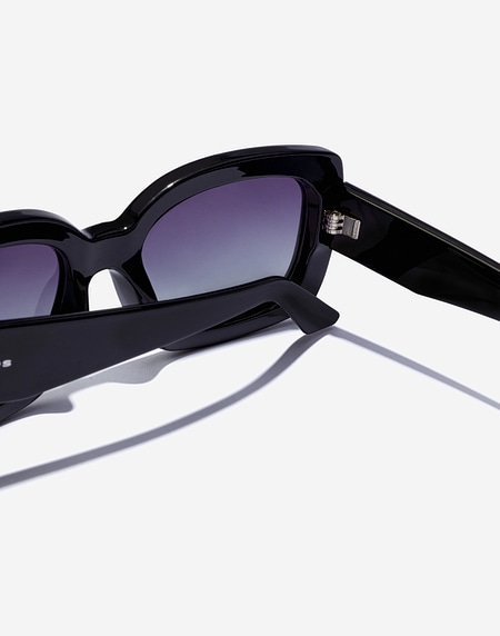 Sunglasses Hawkers GIGI - POLARIZED BLACK GREY