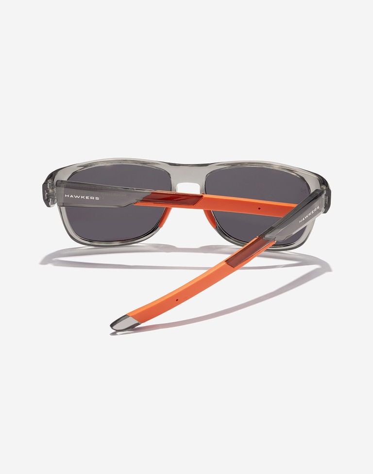 Occhiali da sole Hawkers GRIP - POLARIZED GREY CHROME