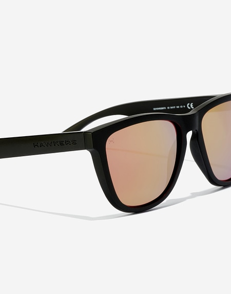 Sunglasses Hawkers ONE RAW - BLACK ROSE GOLD