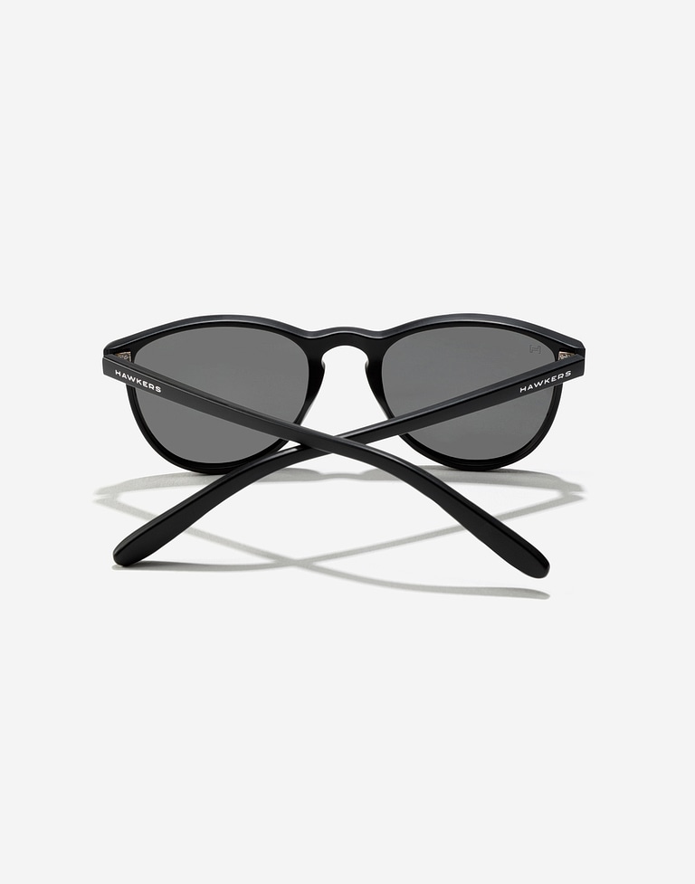 Sunglasses Hawkers OLLIE XS - POLARIZED BLACK DARK