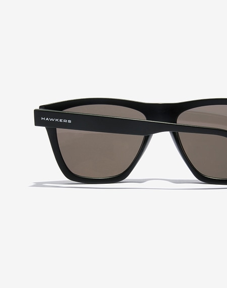 Sunglasses Hawkers ONE LS RAW - BLACK DAYLIGHT