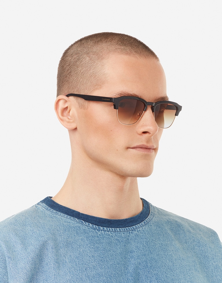 Sunglasses Hawkers NEW CLASSIC - BROWN