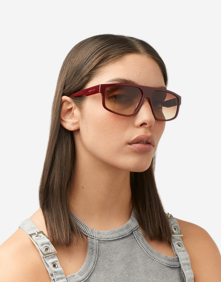 Sonnenbrille Hawkers ASTRO - MAROON TERRACOTA ECO