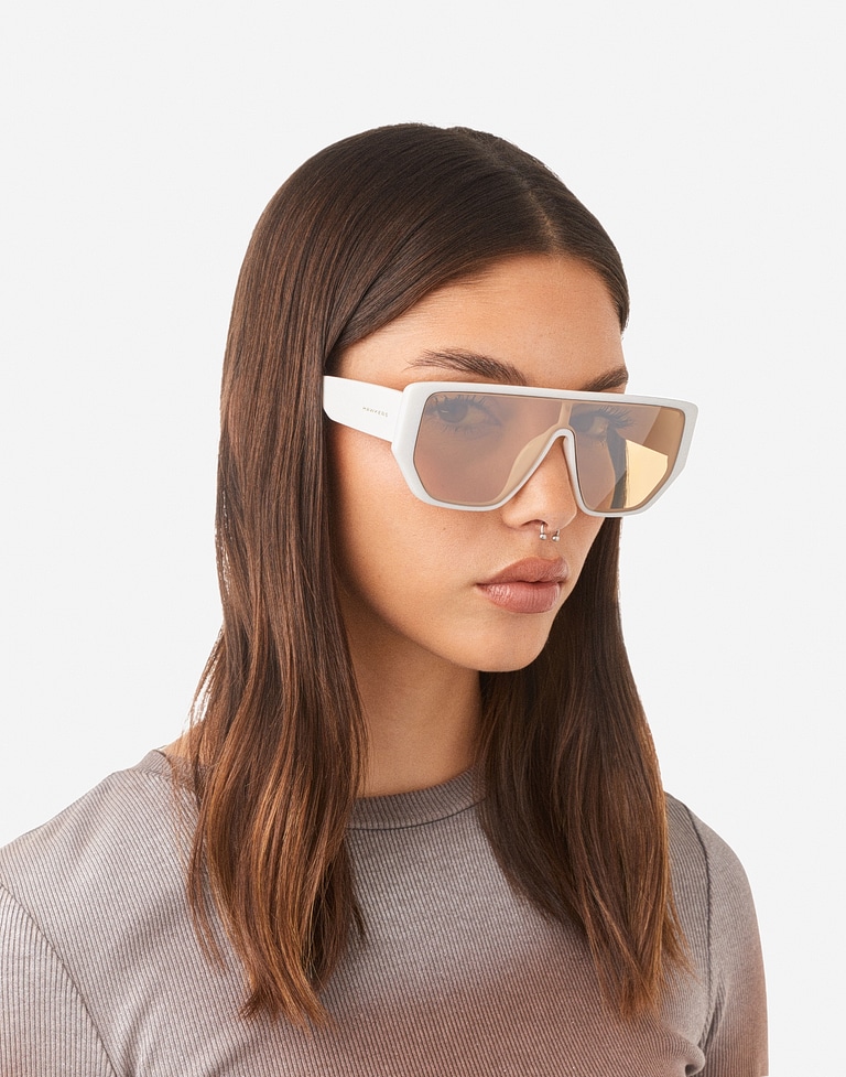 Nos Lunettes de Soleil Hawkers METRO - WHITE MUSTARD ECO