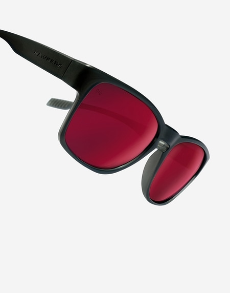Sunglasses Hawkers CORE RAW - POLARIZED RUBY