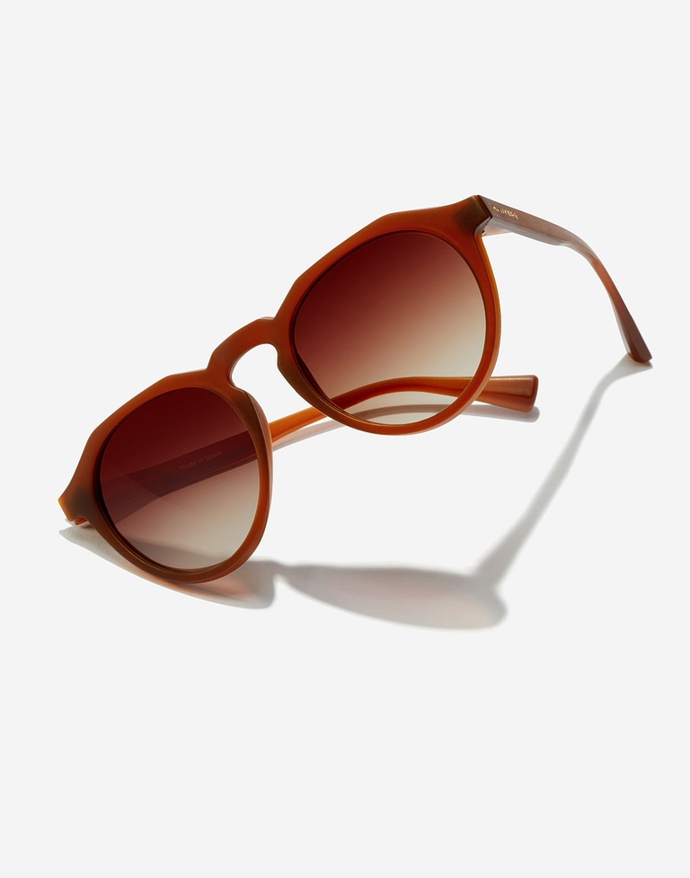 Nos Lunettes de Soleil Hawkers WARWICK RAW  - CARAMEL TERRACOTTA