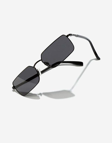 Sunglasses Hawkers SOUR - BLACK DARK