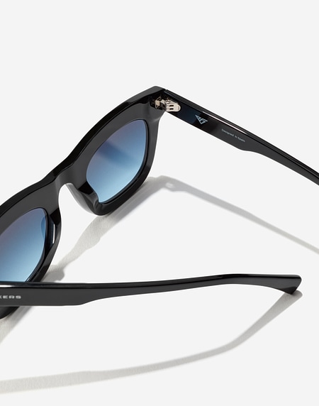 Sunglasses Hawkers HAWKERS X PIERRE GASLY - GRID BLACK