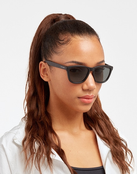 Nos Lunettes de Soleil Hawkers ONE COLT - POLARIZED BLACK GREY
