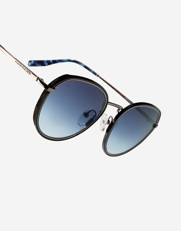 Nos Lunettes de Soleil Hawkers CERES - BLACK METAL INDIGO
