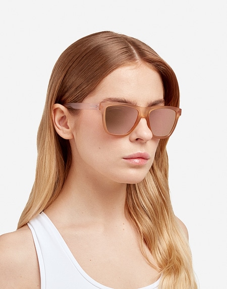 Lentes de sol Hawkers FROZEN ROSE GOLD ONE LS