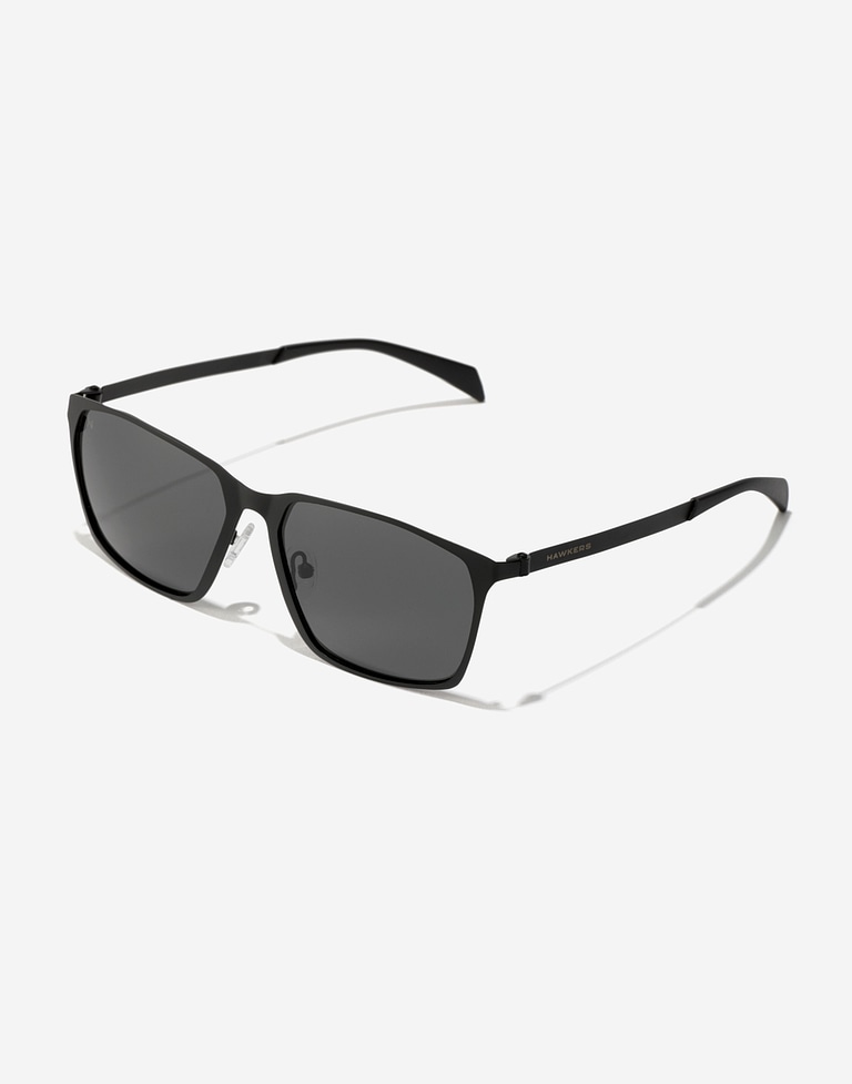 Sunglasses Hawkers TRACK FLEX - POLARIZED BLACK DARK