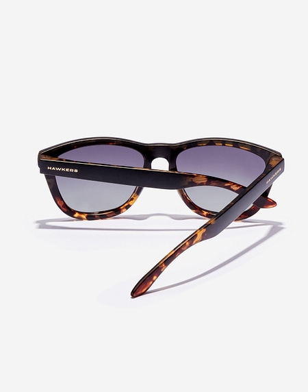 Sunglasses Hawkers ONE COLT - POLARIZED BLACK CAREY GREY