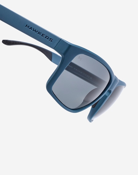 Nos Lunettes de Soleil HAWKERS FASTER SPORT RAW - SHADOW BLUE BLACK