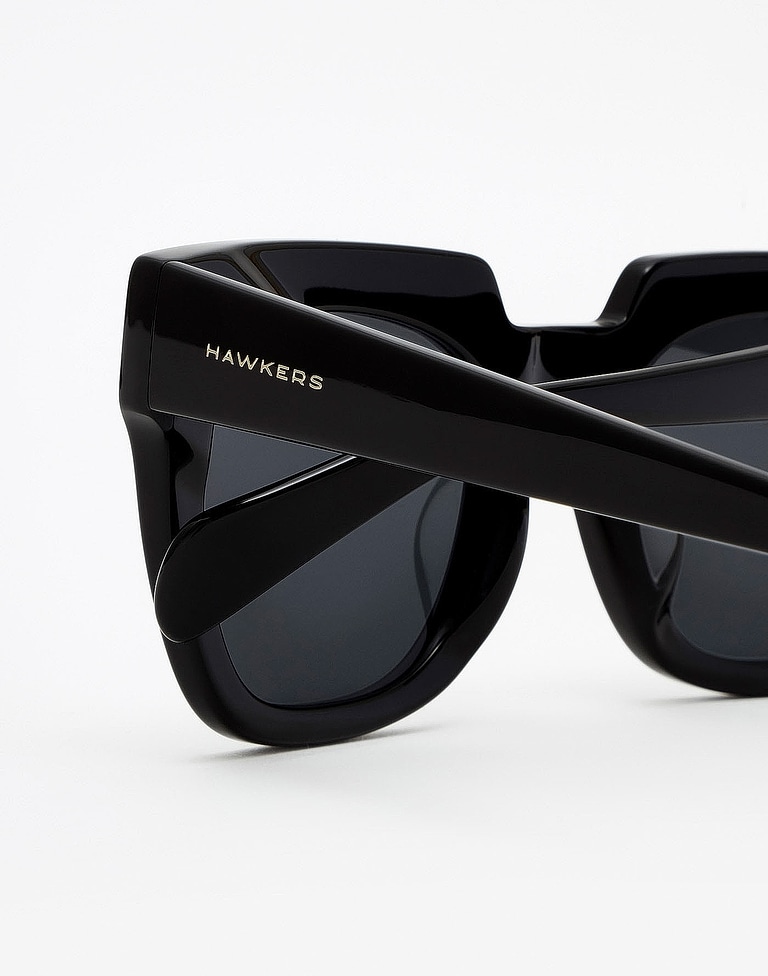 Sunglasses Hawkers DIAMOND BLACK - DARK ROW X