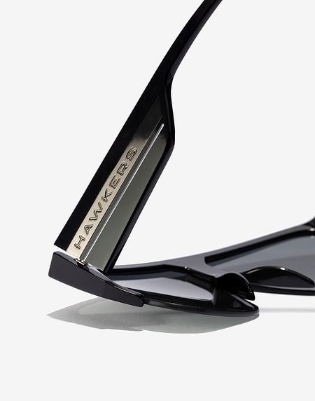 Sunglasses Hawkers BLACK DARK EJECTA