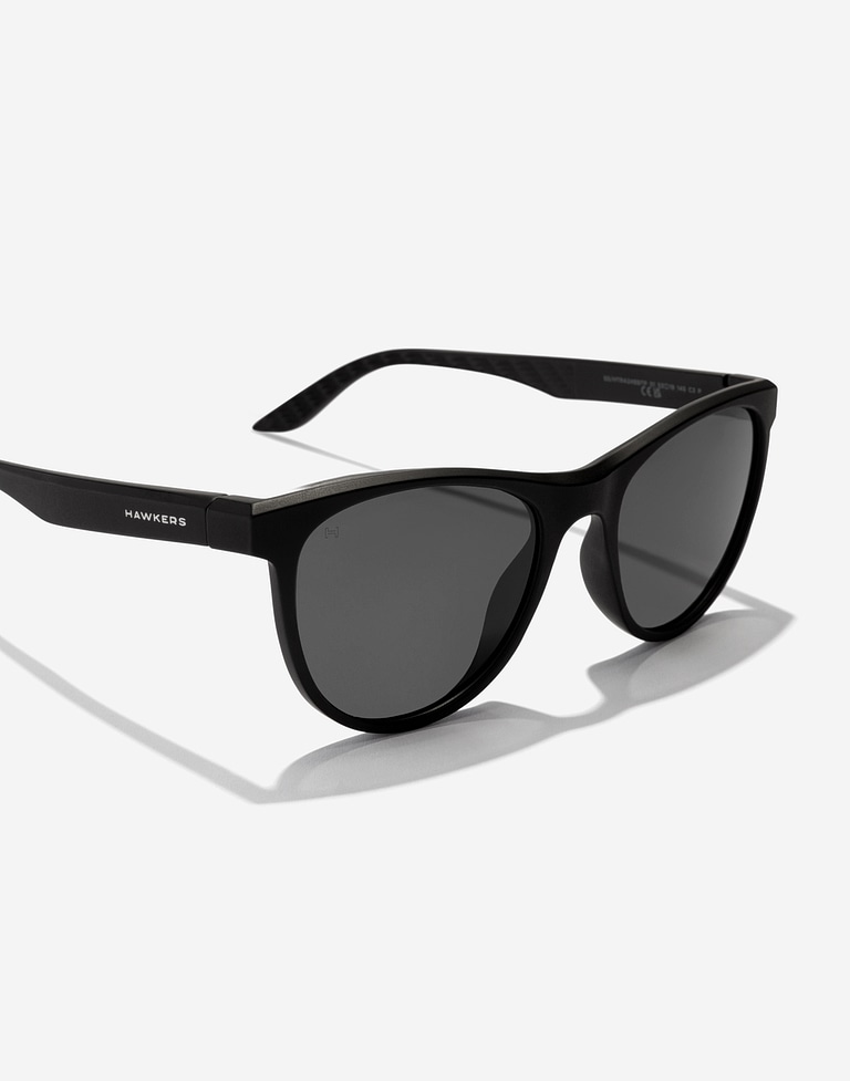 Sunglasses Hawkers TRAIL - POLARIZED BLACK DARK
