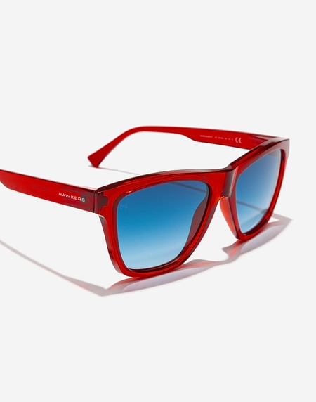 Sunglasses Hawkers ONE LS RAW - RED TRANSPARENT BLUE