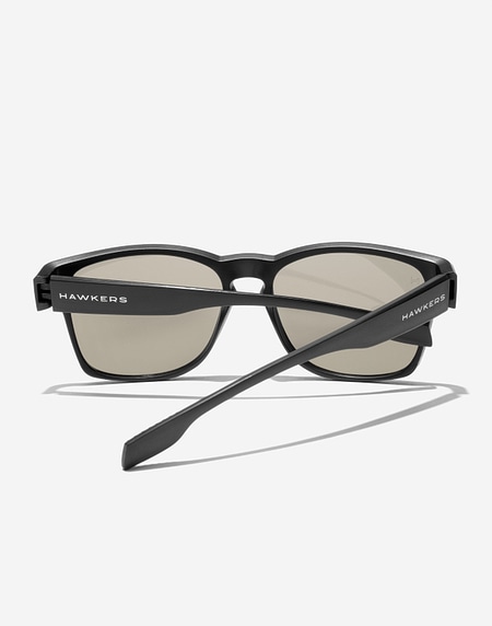 Sunglasses Hawkers CORE RAW - POLARIZED BLACK SKY