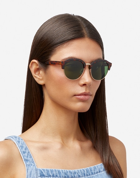 Sunglasses Hawkers CLASSIC ROUNDED - GREEN