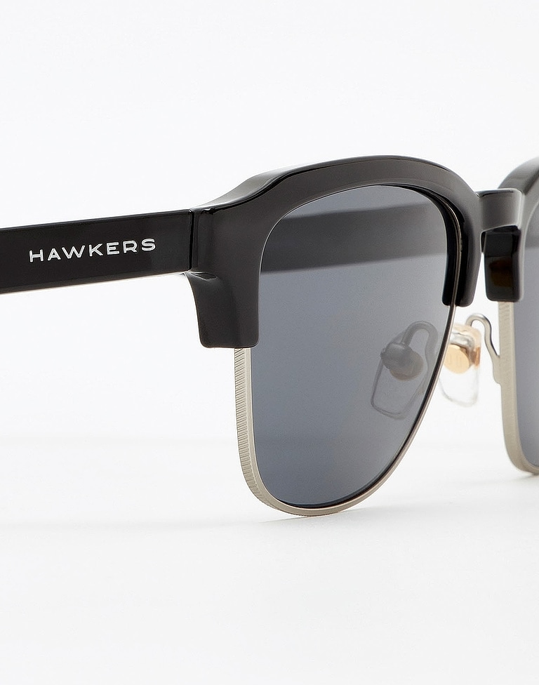 Sunglasses Hawkers DIAMOND BLACK - DARK NEW CLASSIC