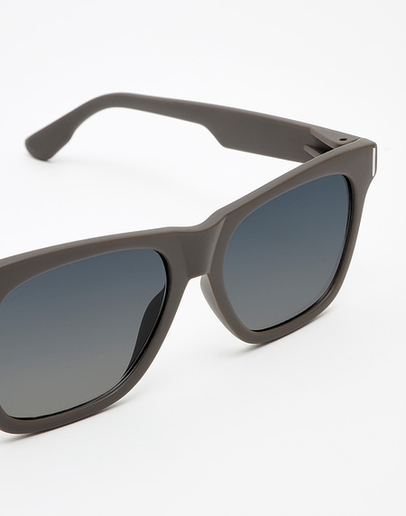 Sunglasses Hawkers CARBON DARK GREY - BLUE SUNSET