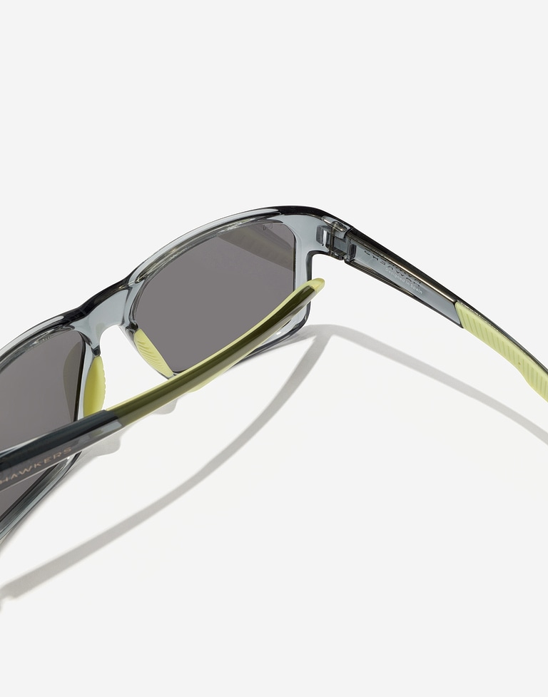 &Gamma;&upsilon;&alpha;&lambda;&iota;ά &eta;&lambda;ί&omicron;&upsilon; Hawkers TRACK - POLARIZED GREY CHROME