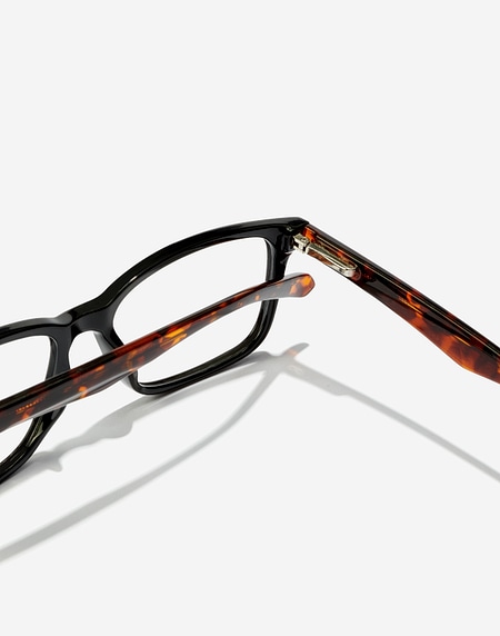 Blue Light Hawkers IDOL - BLACK CAREY BB