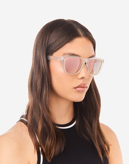 Sunglasses Hawkers ONE COLT - POLARIZED CRYSTAL PINK