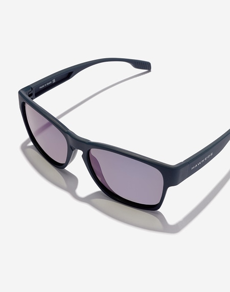Nos Lunettes de Soleil Hawkers CORE RAW - POLARIZED NAVY GALAXY