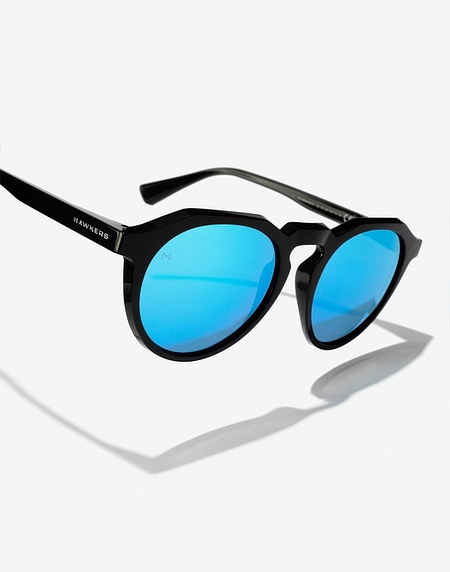 Sunglasses Hawkers WARWICK RAW - BLACK CLEAR BLUE
