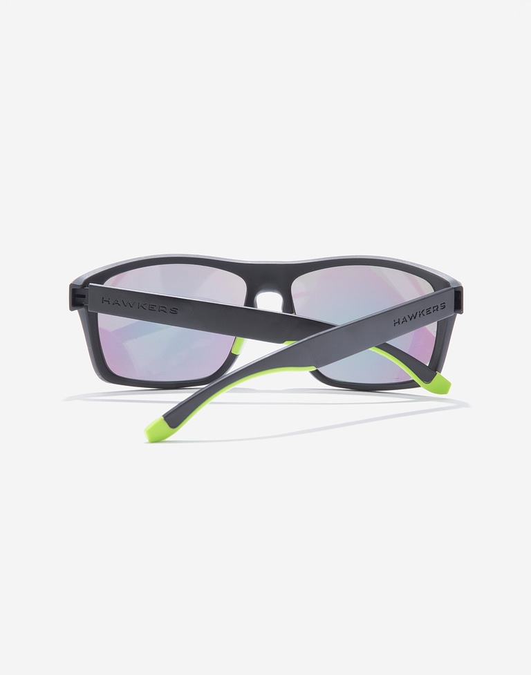 Sunglasses HAWKERS FASTER SPORT RAW - POLARIZED BLACK PEACOCK