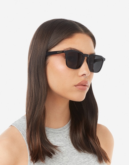 Sunglasses Hawkers BLACK DARK ETERNITY