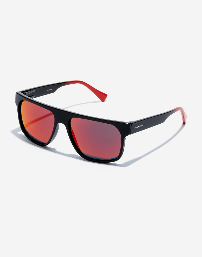 Sunglasses Hawkers CHEEDO - DIAMOND BLACK RUBY